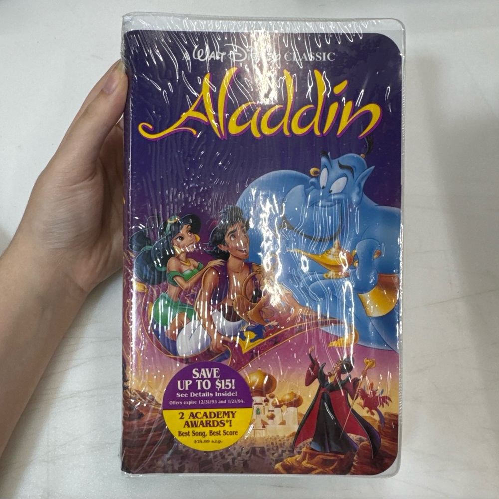 Aladdin (VHS, 1993) Factory Sealed Disney Clamshell Classic Cover – Rare